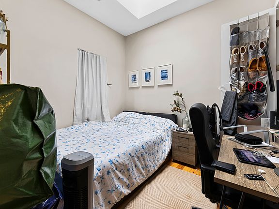 5th image of 115 Roebling St APT 3
