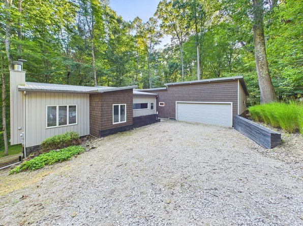 501 Kusa Ln, Sugar Grove, OH 43155