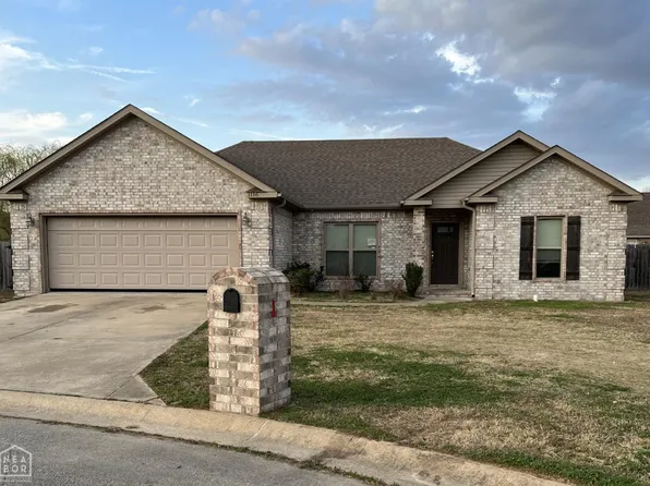 1116 Gregory Ct, Jonesboro, AR 72405