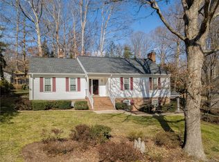 7910 Surreywood Dr, North Chesterfield, VA 23235