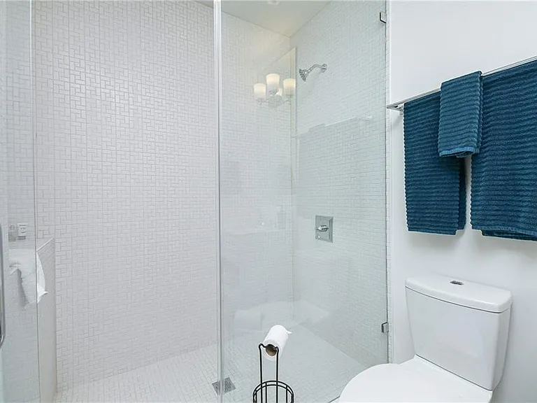 1820 Peachtree St #1002 — Photo 23