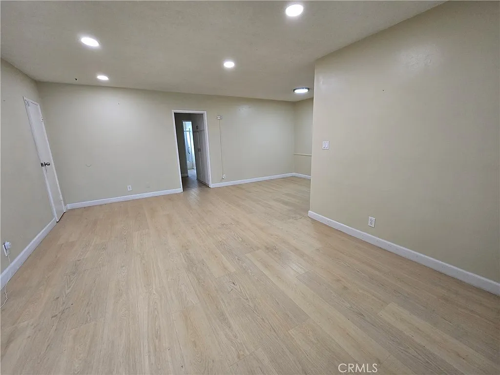 1 bed, 9070 sqft, $2,250 — Photo 2
