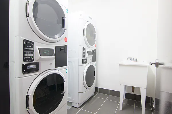 Rented by Modern Spaces | media 31