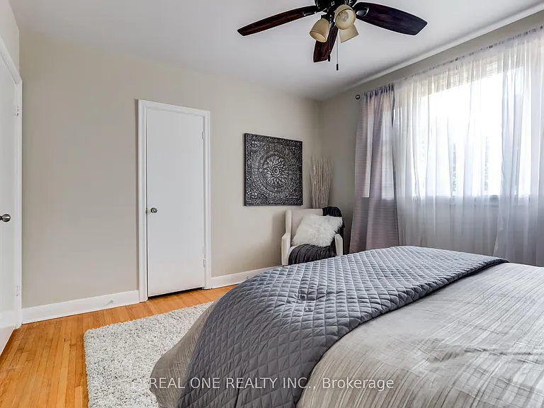 349 Horsham Ave — Photo 11