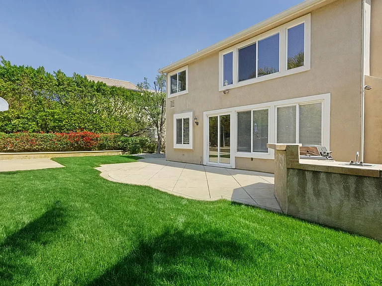 11349 Ferrara Ln — Photo 44