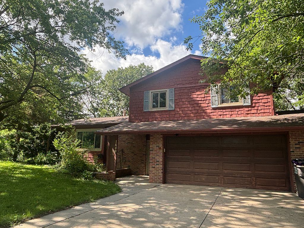 7640 South St - Property Image