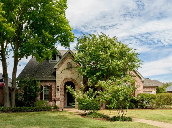 13825 E Riviera Dr, Fort Worth, TX 76028