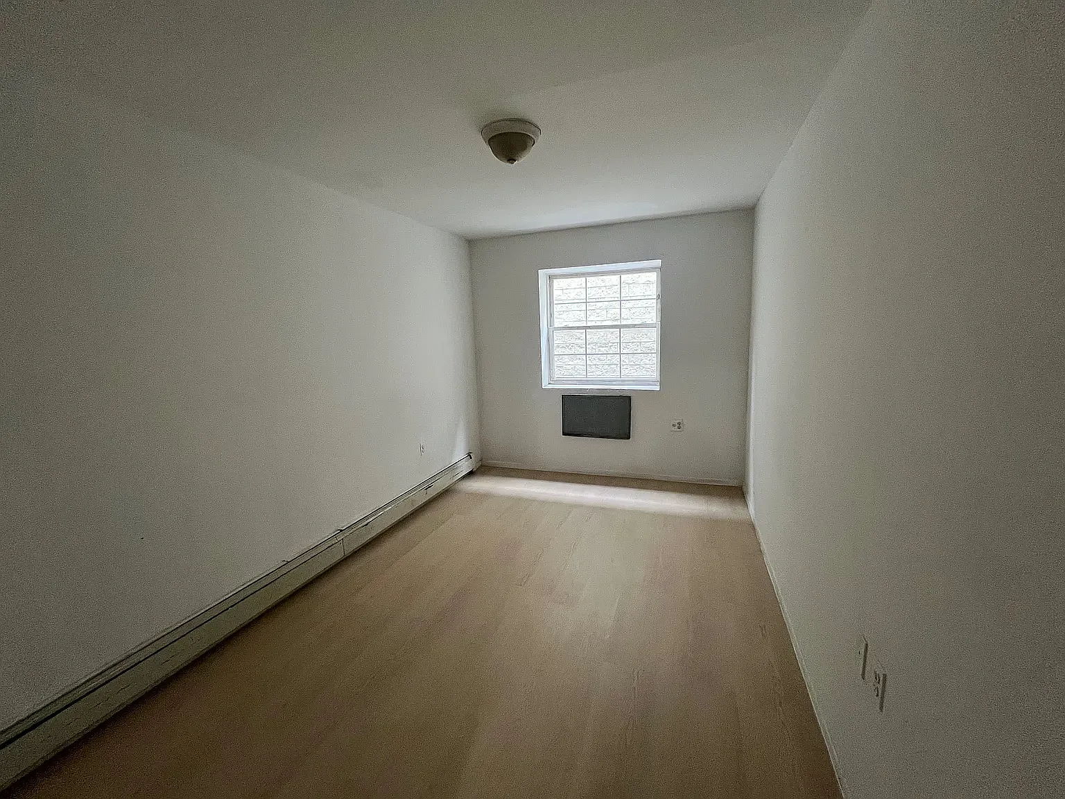 2226 Grand Avenue — Photo 1