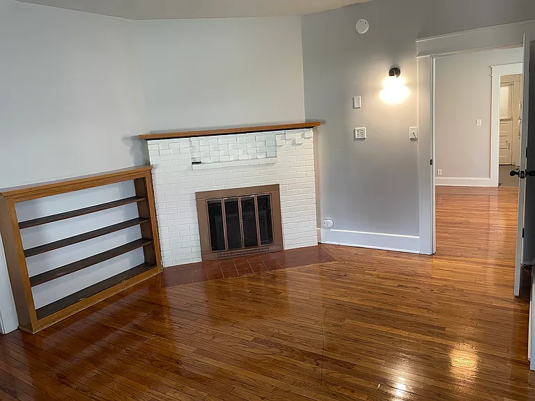 405 E 2nd St #123 — Photo 17
