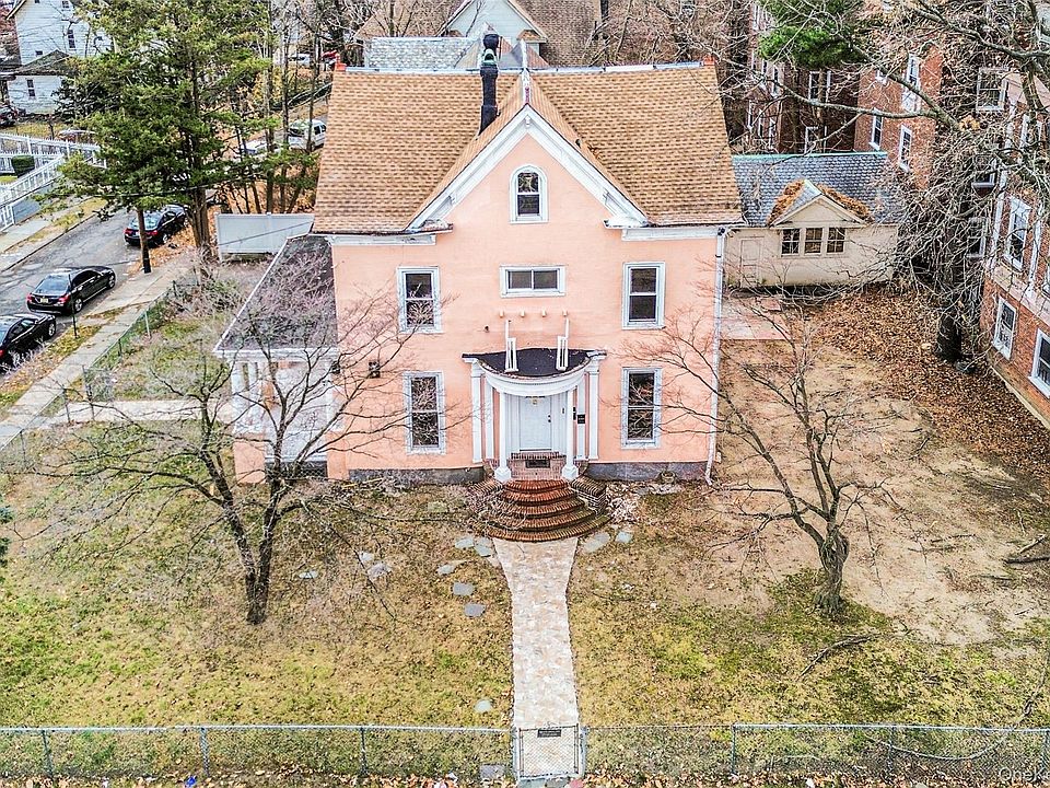 1st image of 214 E Prospect Avenue
