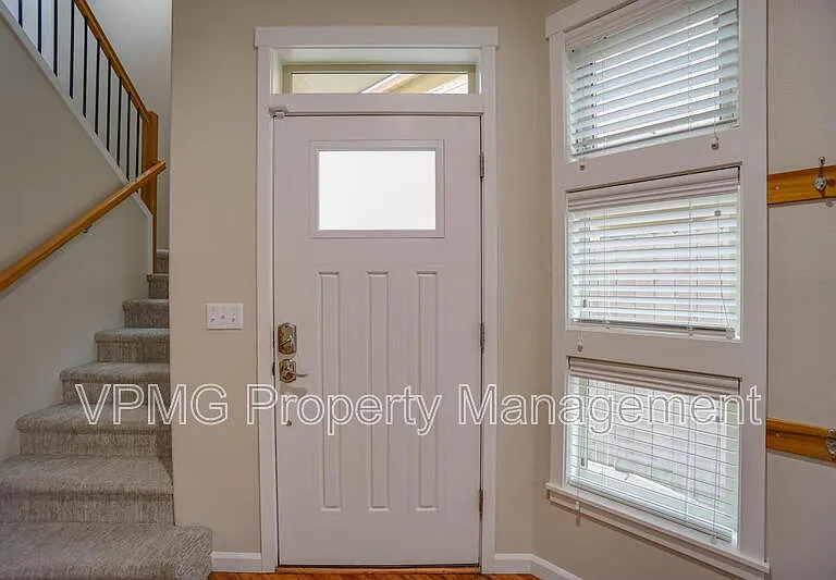 3620 NW 122nd St — Photo 4