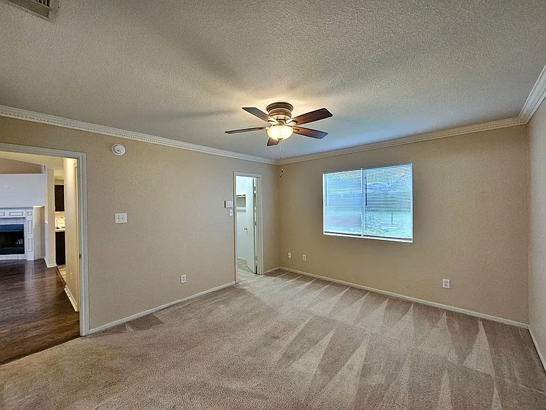 4207 Indigo Dr — Photo 11