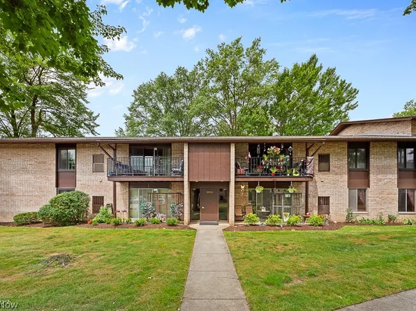 16500 Heather Ln APT 203, Cleveland, OH 44130