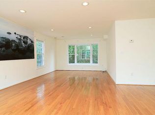 6740 Churchill Rd, Mc Lean, VA 22101