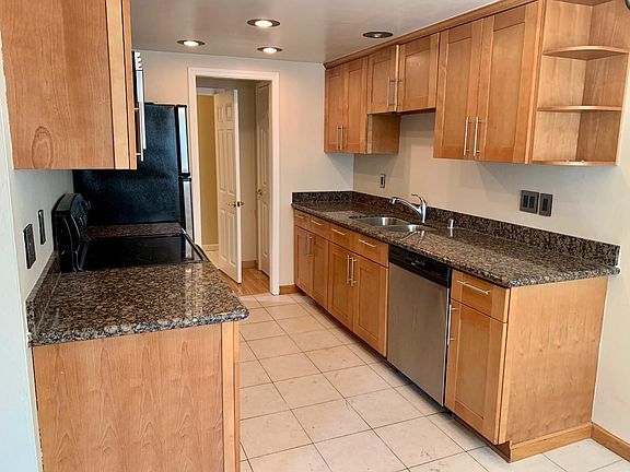 4th image of 5880 El Zuparko Dr APT 2