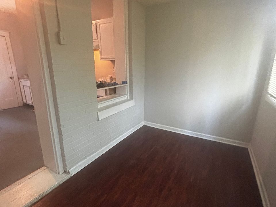 1st image of 6025-6025A Etzel Ave #6025