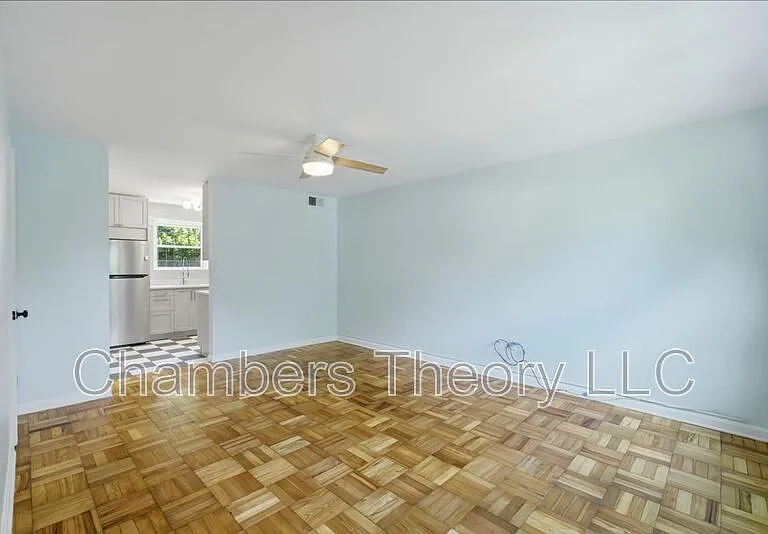 139 Mount Vernon Ave — Photo 3