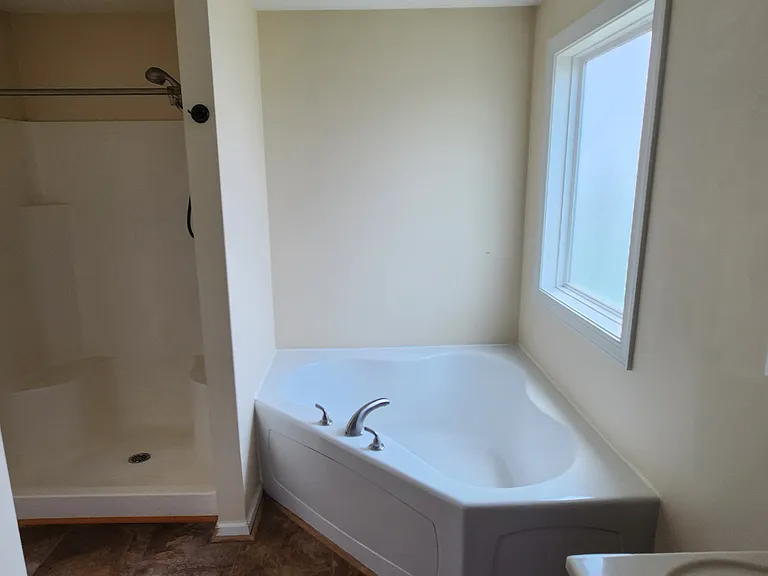 125 Bay Leaf Dr — Photo 23