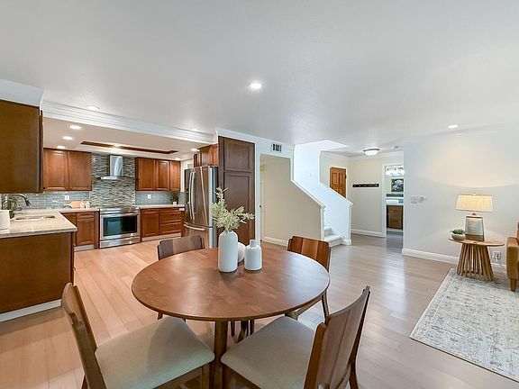 4th image of 1241 Beaulieu Ct