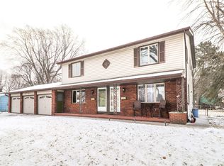 450-452 452 Mount Ridge Cir, Rochester, NY 14616