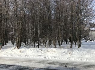 Tanglewood Ln, Lake Ariel, PA 18436