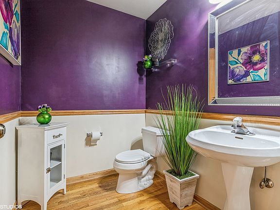 5th image of 8438 Dunmore Dr