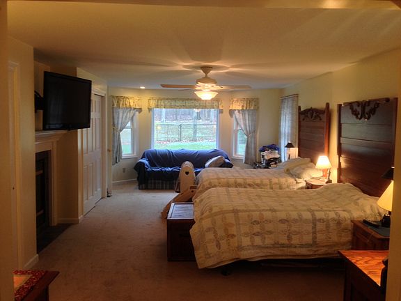 Master Bedroom facing East