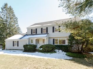 19 Interlaken Rd, Stamford, CT 06903