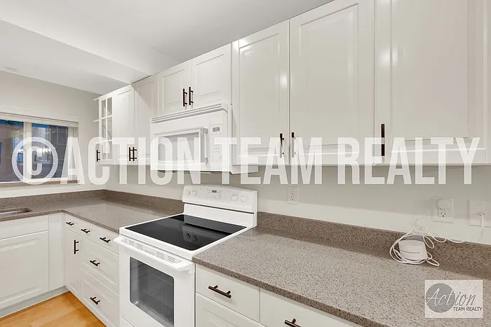 2430 S Elizabeth St #1 — Photo 10