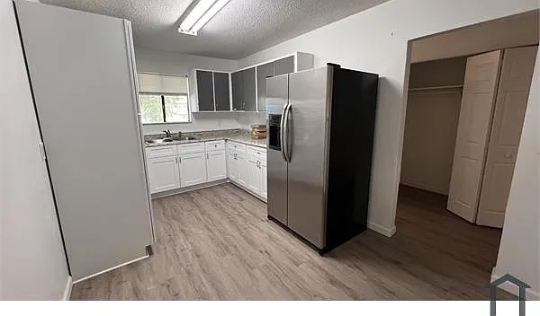 305 Cavanah Dr #B — Photo 1