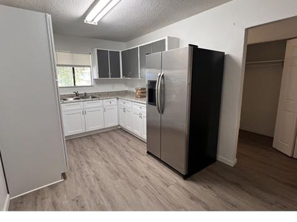 305 Cavanah Dr #B