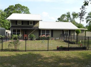 7461 Blue Lake Cir, Blackshear, GA 31516