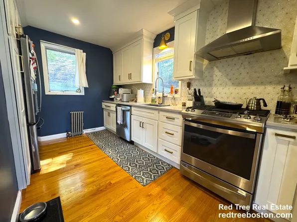 65 Whitford St, Roslindale, MA 02131
