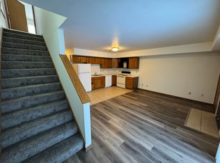 242 Timblin Dr #12, Kewaskum, WI 53040