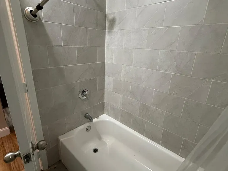 552 Central Ave — Photo 16