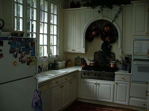 Kitchen area