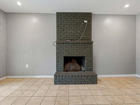 5th image of 2808 Uhlig Ave