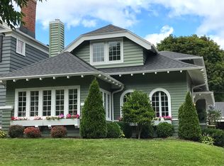 2204 E Menlo Blvd, Shorewood, WI 53211