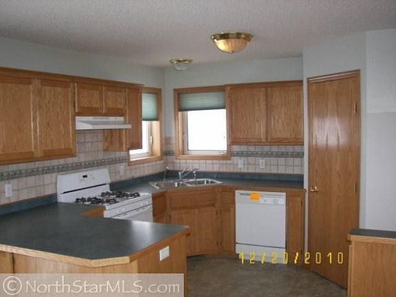 5th image of 4516 233rd Ln NW
