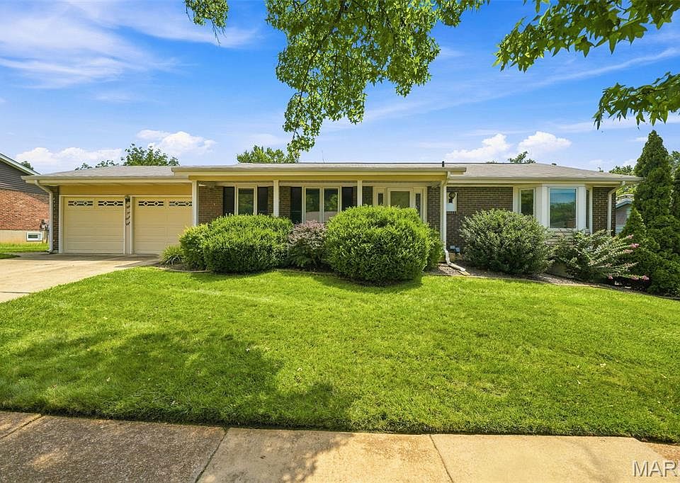 1st image of 5288 Bloomfield Dr
