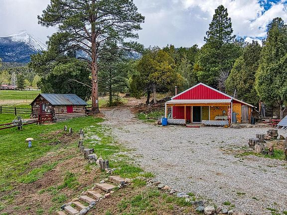 2nd image of 529 Scenic Lane