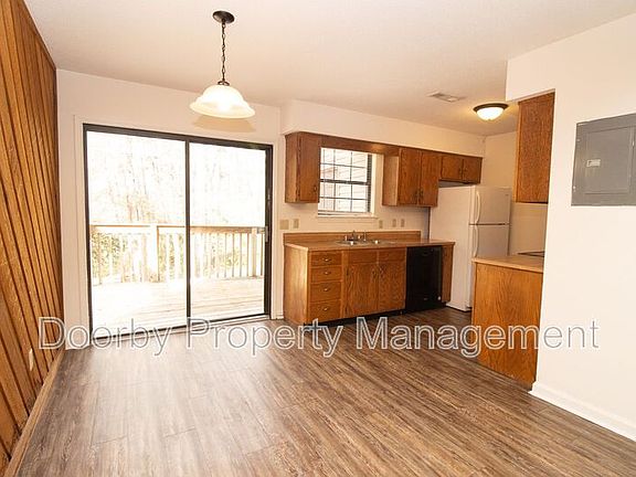 3rd image of 311 Gardner St Unit B