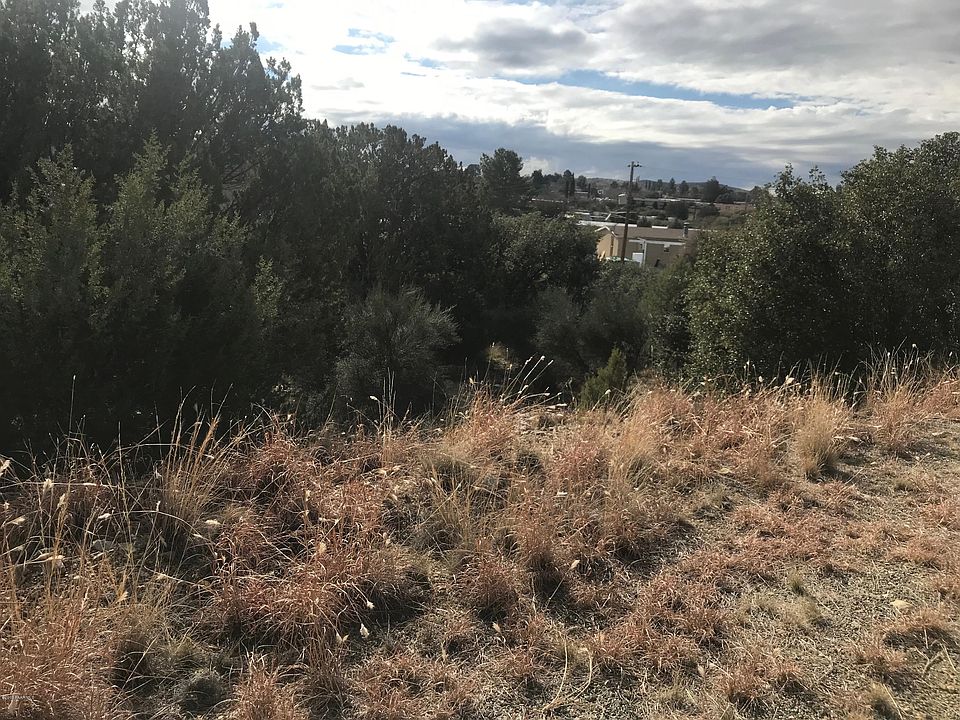 1st image of 16047 S Zuni Dr