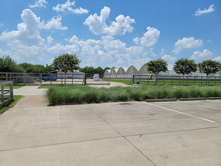 1604 Moss Trail Ct — Photo 41