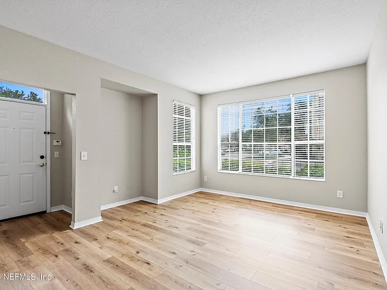 13700 Richmond Park Dr N #701 — Photo 7