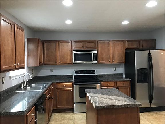 5th image of 3970 Jeffrey Dr