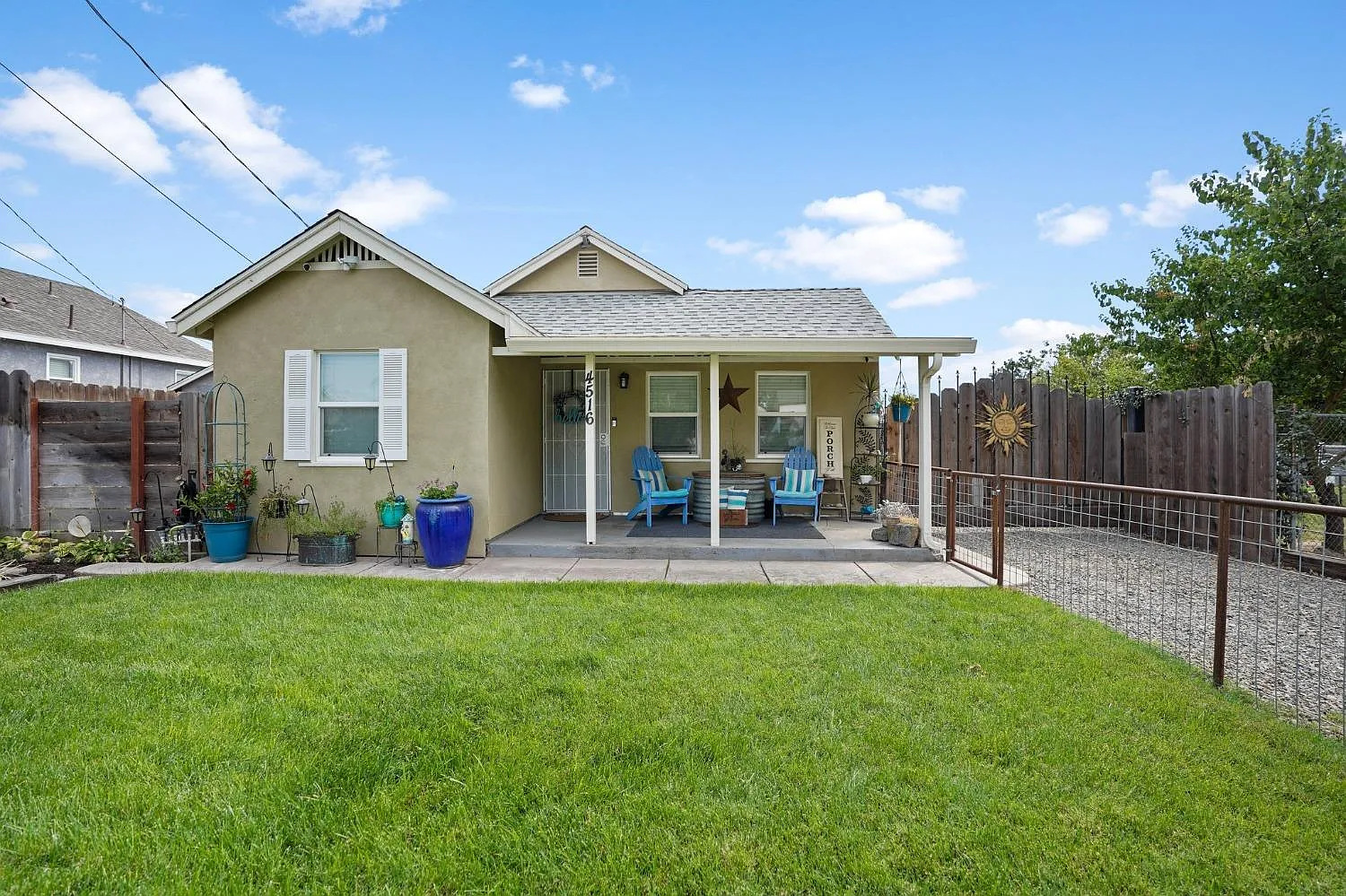 4516 E Zeering Rd photo 1