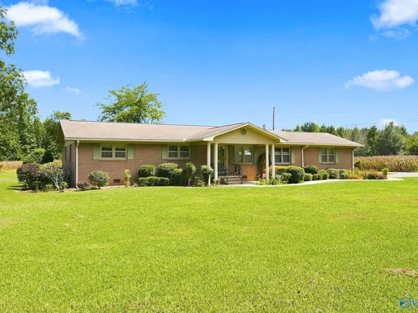410 Crawford Rd, Scottsboro, AL 35769
