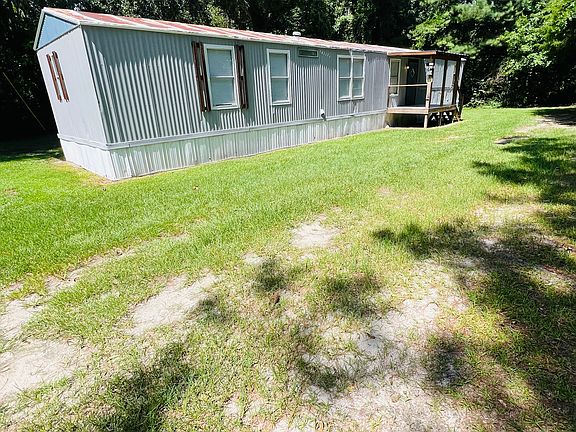 3rd image of 463 Bedsole Rd