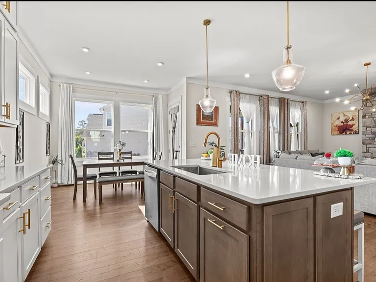 301 Silent Bend Dr — Photo 5